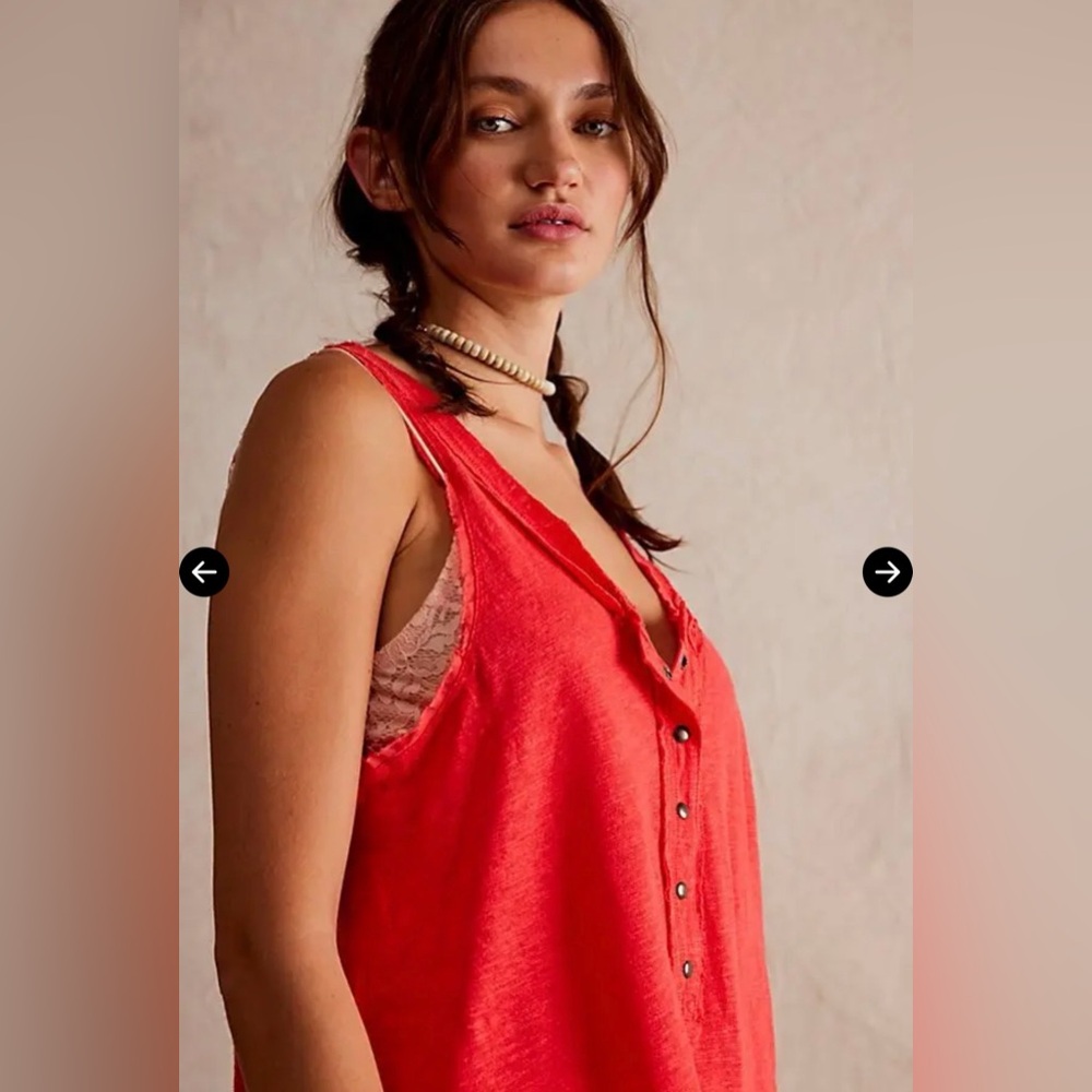 We The Free - Coral-Red Button-Front Tank - Picture 3 of 4
